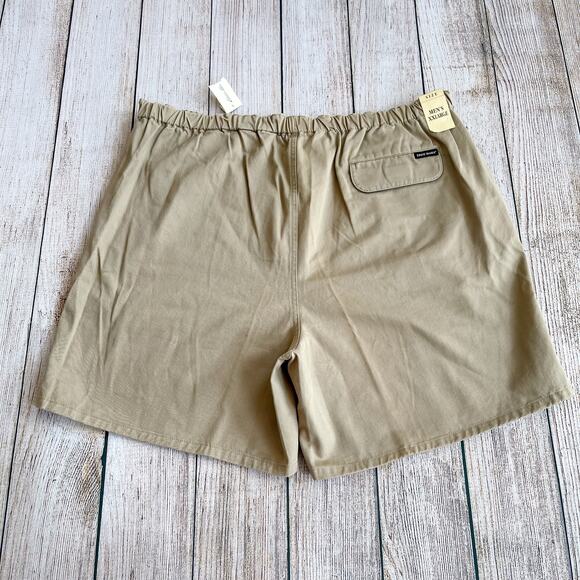 NWT Men's Eddie Bauer XXL Shorts - Picture 4 of 4